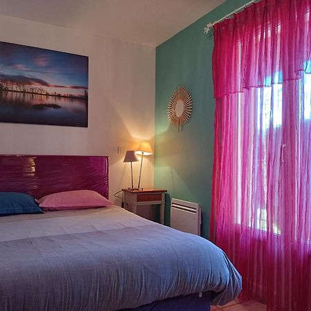 Chambres Tricastine Et Venise Saint-Paul-Trois-Chateaux Luaran gambar