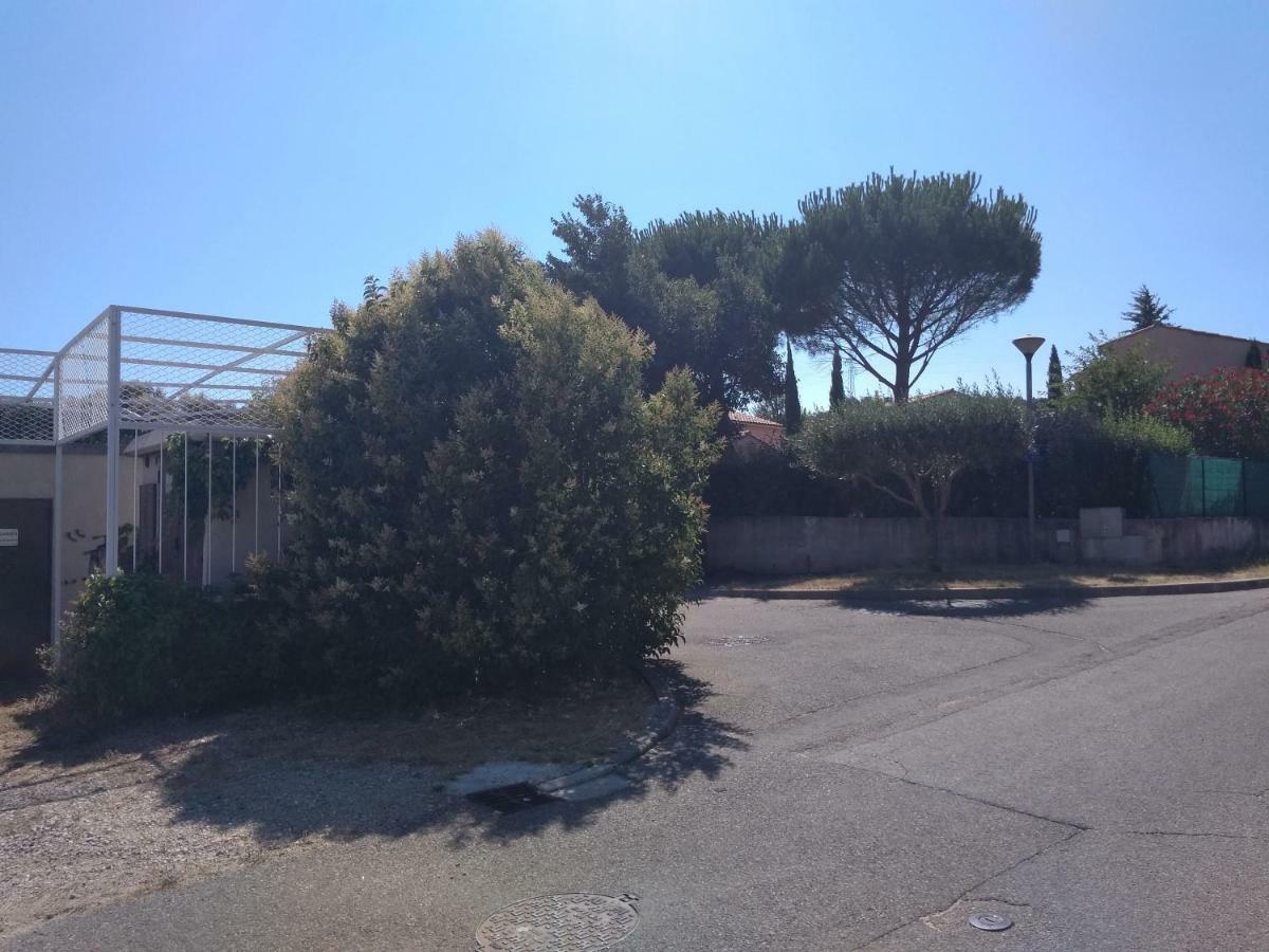 Chambres Tricastine Et Venise Saint-Paul-Trois-Chateaux Luaran gambar